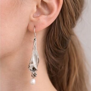 E&L Sterling Silver & Freshwater Pearl Calla Lily Drop Earrings - Made in Israel